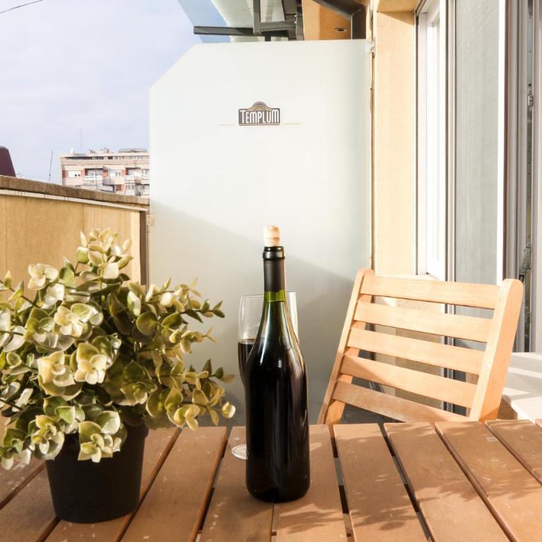 Templum apartments - Slavija square - Deluks Dvokrevetna Soba sa Bračnim Krevetom i Tušem - 4