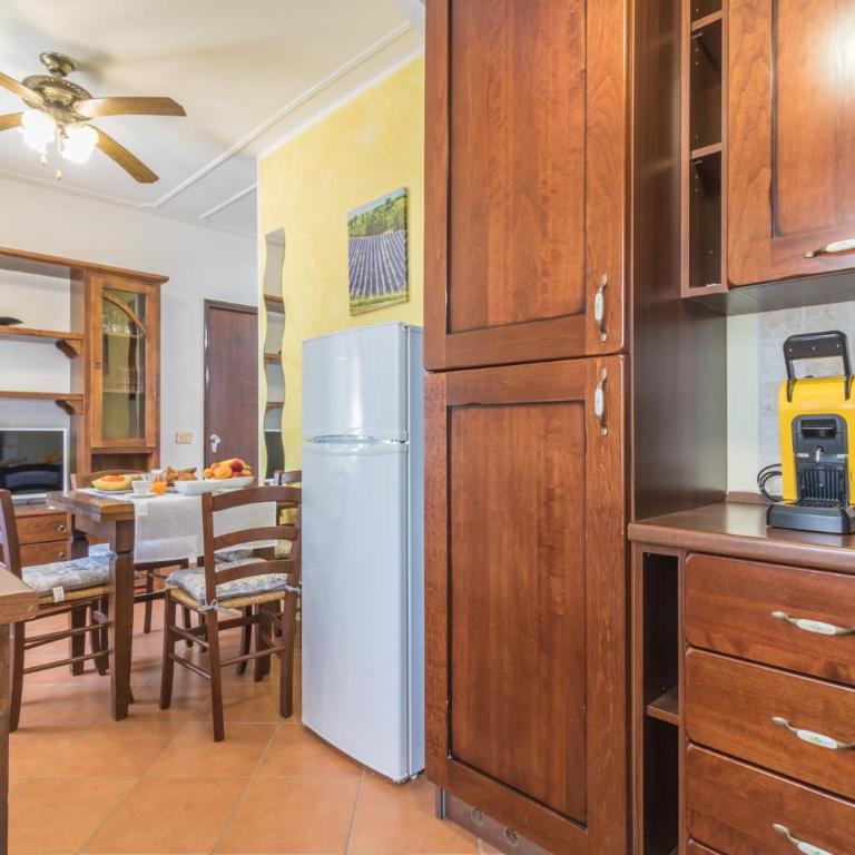 Riva Verde - Appartamento con 2 Camere da Letto - 6