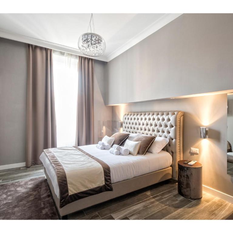 Lea Luxury Rooms - Camera Matrimoniale Classic - 2