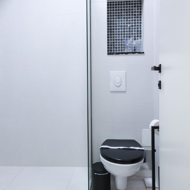 Templum apartments - Slavija square - Deluks Dvokrevetna Soba sa Bračnim Krevetom i Tušem - 4