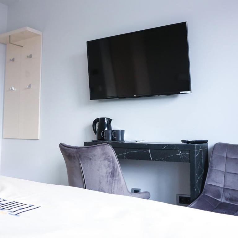 Templum apartments - Slavija square - Deluks Dvokrevetna Soba sa Bračnim Krevetom i Tušem - 10