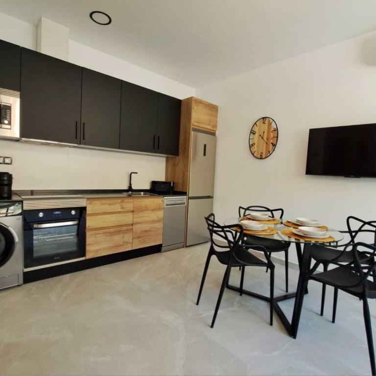 Gibralfaro Apolo - Apartamento con ducha - 1