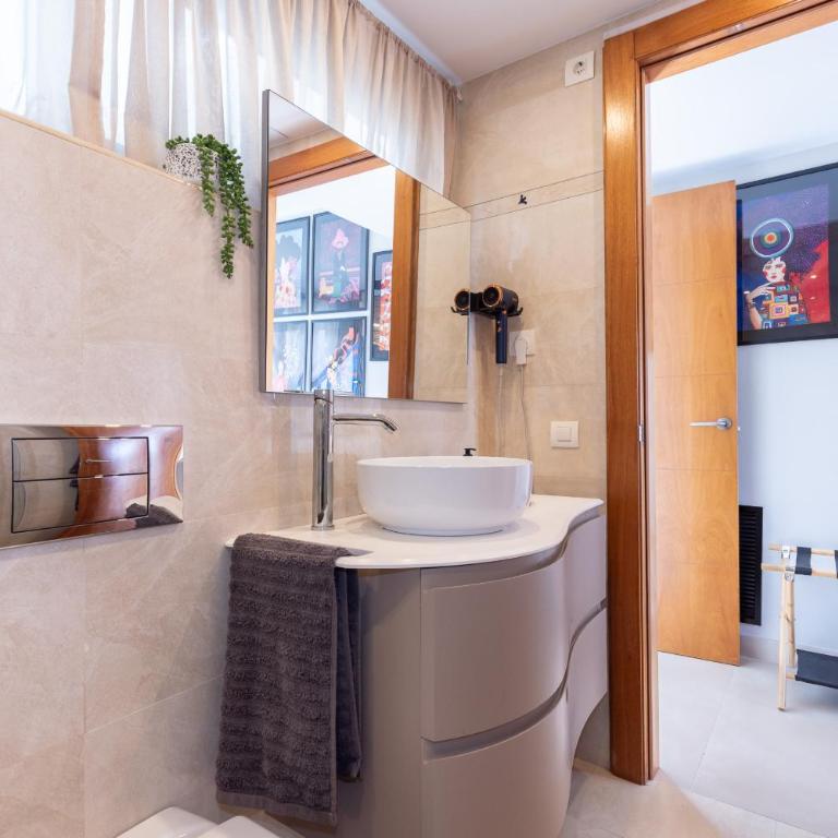 Villa Sienna - Four-Bedroom House - 25