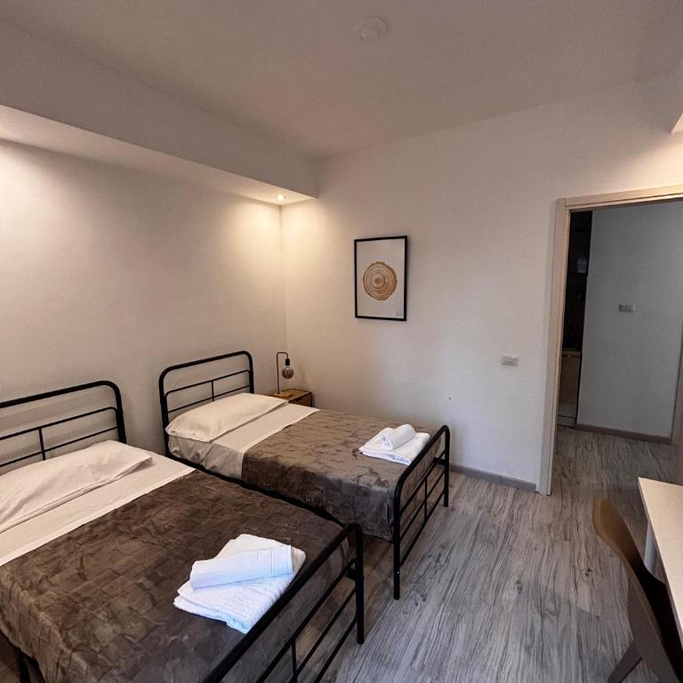 Cominio 56 Apartment near Metro A - Appartamento con 2 Camere da Letto - 9