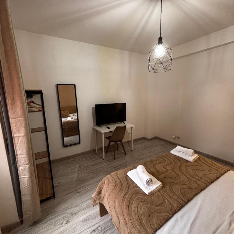 Cominio 56 Apartment near Metro A - Appartamento con 2 Camere da Letto - 3
