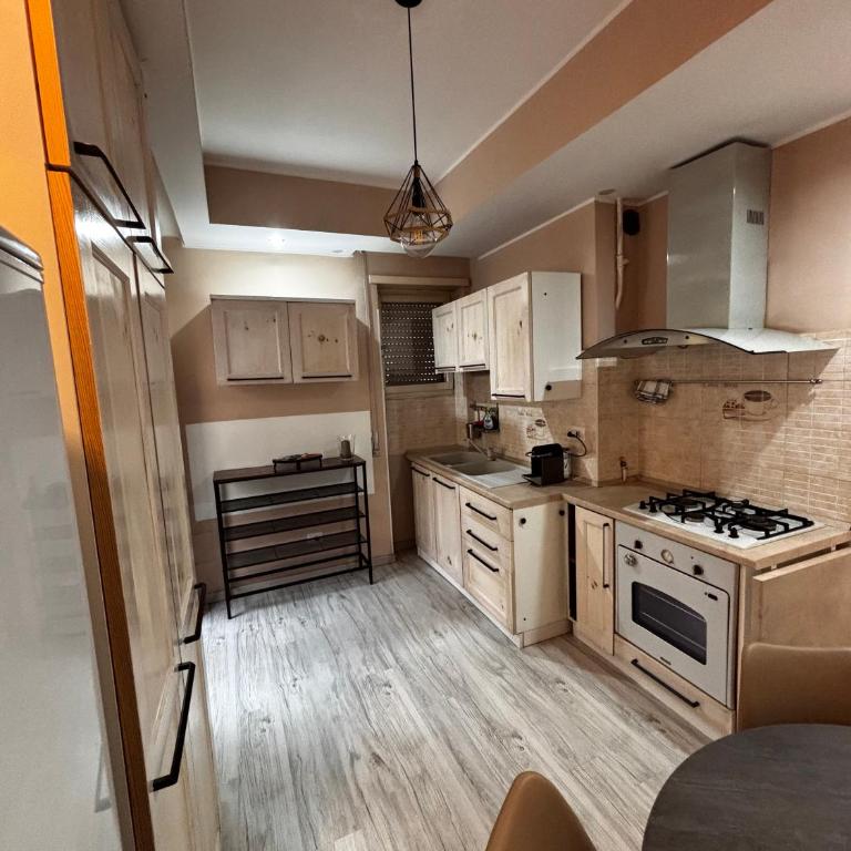 Cominio 56 Apartment near Metro A - Appartamento con 2 Camere da Letto - 16
