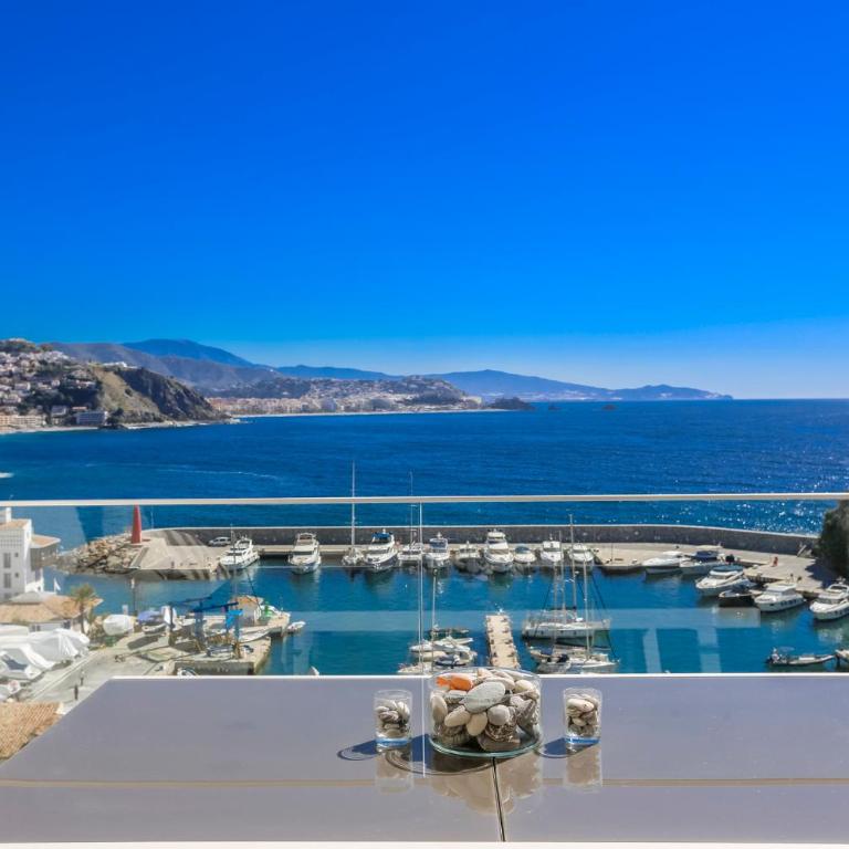Icon Deluxe Marina Views - Three-Bedroom Apartment - 2