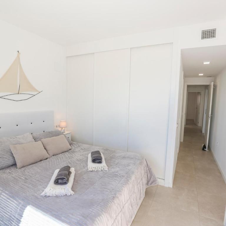 Icon Deluxe Marina Views - Three-Bedroom Apartment - 27