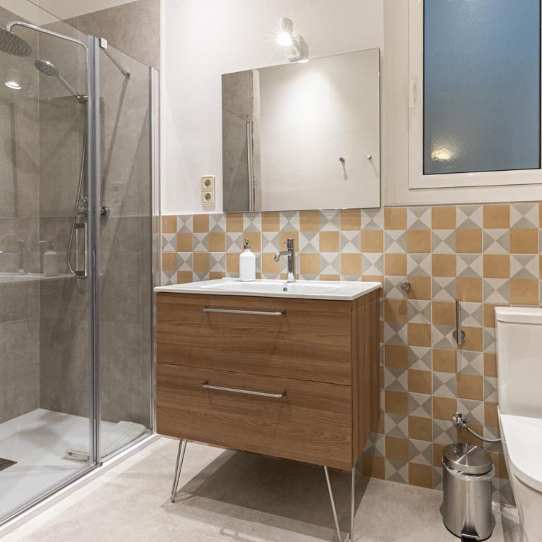 Weflating Sant Antoni Market - Apartment with Terrace - 14