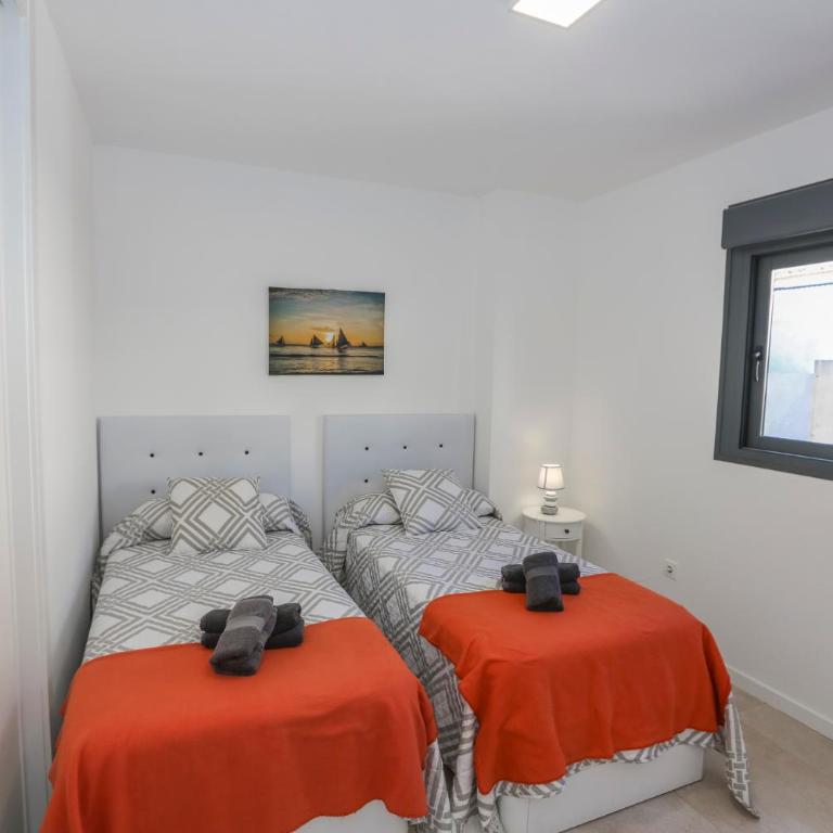 Icon Deluxe Marina Views - Three-Bedroom Apartment - 33