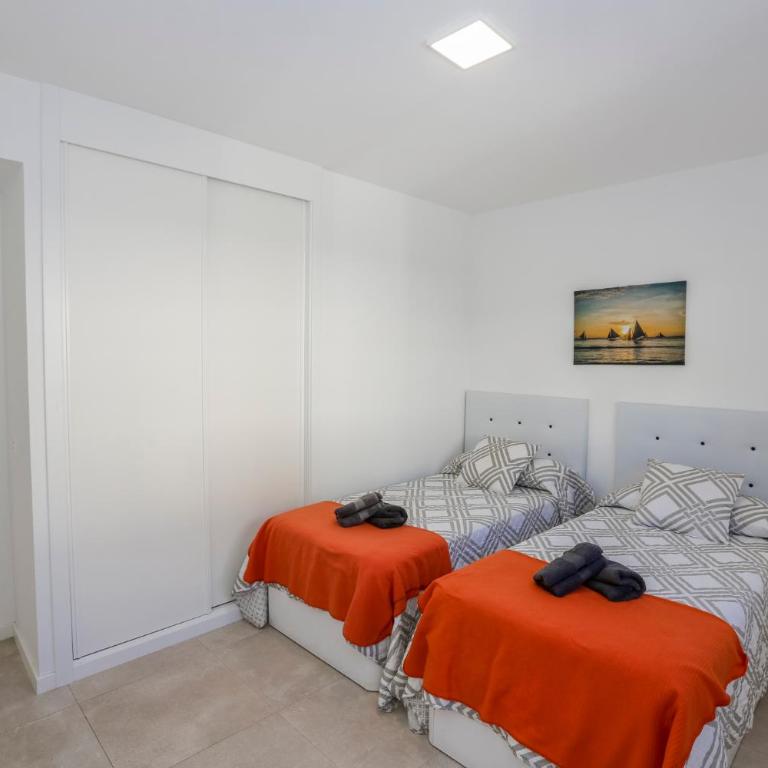 Icon Deluxe Marina Views - Three-Bedroom Apartment - 32
