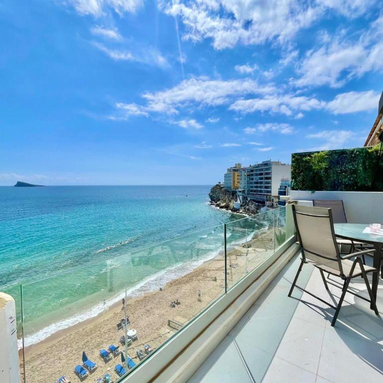 Emalco SeaFront Modern Apartment - Apartamento - 2