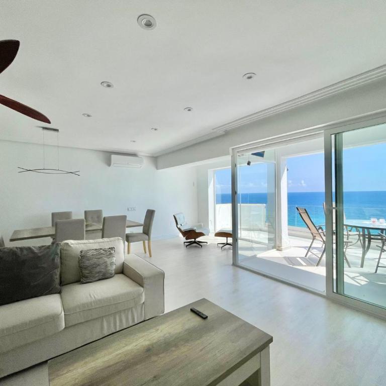 Emalco SeaFront Modern Apartment - Apartamento - 9