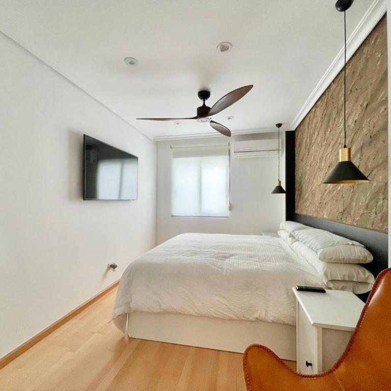 Emalco SeaFront Modern Apartment - Apartamento - 22