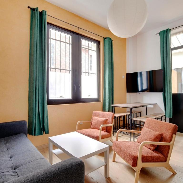 Pick A Flat's Apartments in Montmartre - Rue des Cottages - Appartement 2 Chambres - 1