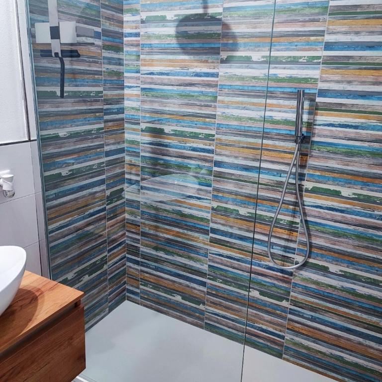 La Pura Vida - Camera Matrimoniale con Bagno Privato - 5