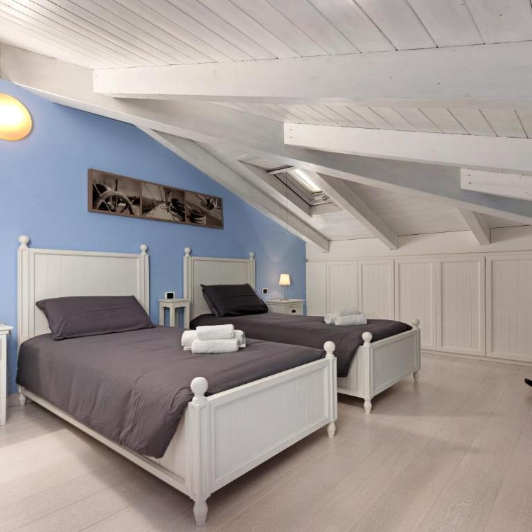 House in the port of Varazze 4 guests-Wi-Fi-Netflix 2 bedrooms very exclusive - Apartamento de 2 dormitorios - 12