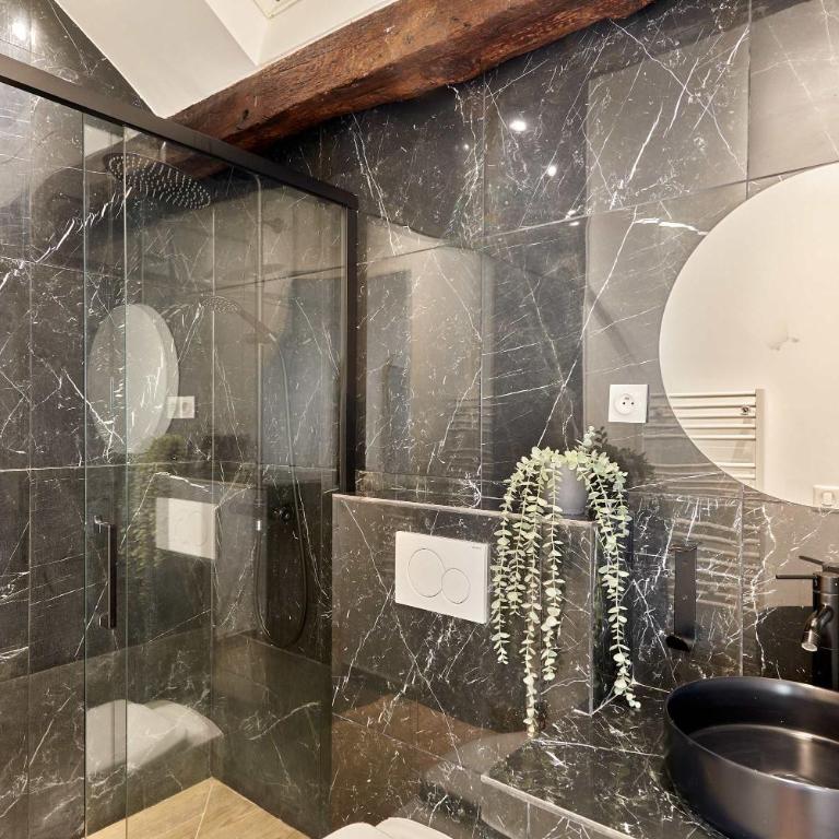 Apartment Le Marais by Studio prestige - Appartement 2 Chambres - 4