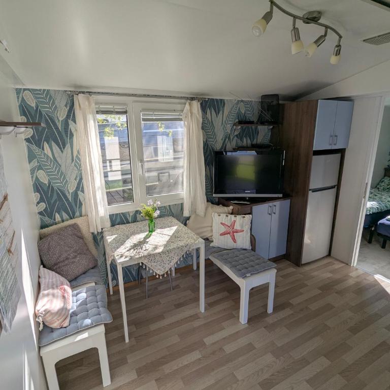 Bungalow Adria Lido di Colico , Direct on Lake & Central Town - Appartamento con 2 Camere da Letto - 4