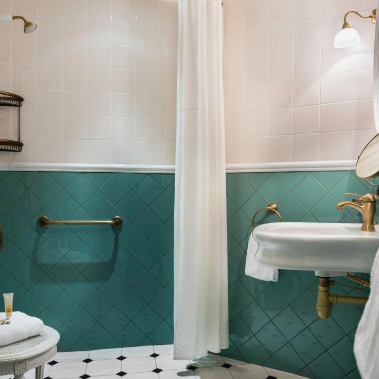 Hotel de Neuve by Happyculture - Chambre Double ou Lits Jumeaux Classique - 6