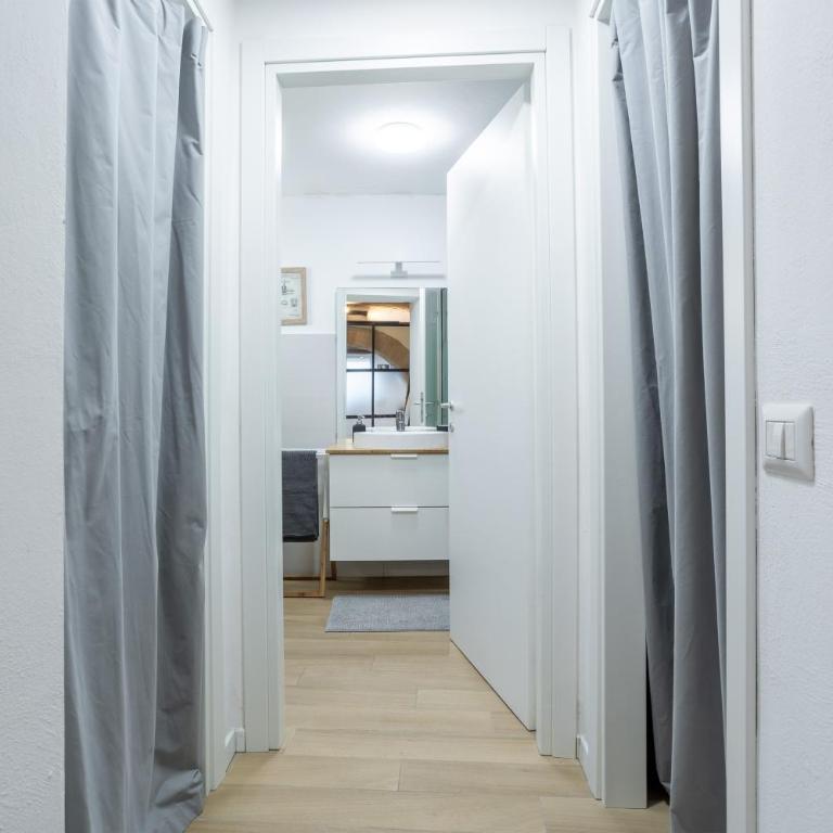 MaRì Studio Flat - Posto auto e Metro - ItalyWeGo - Appartamento - 8