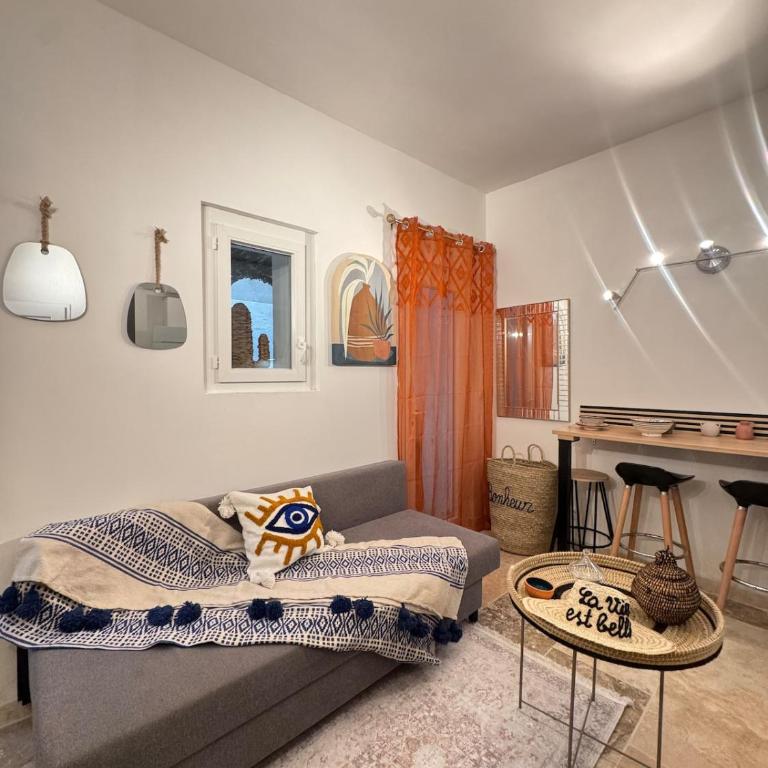 Appartement avec Bain à Remous & Patio - Two-Bedroom Apartment - 1