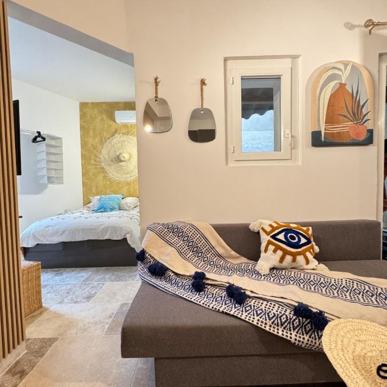 Appartement avec Bain à Remous & Patio - Two-Bedroom Apartment - 2