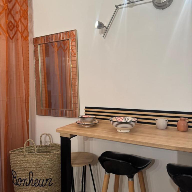 Appartement avec Bain à Remous & Patio - Two-Bedroom Apartment - 9