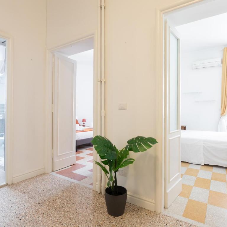 Dream House Re di Roma - 50mt to Metro Station, central position, 4pax, 2bdr - Appartamento con 2 Camere da Letto - 5