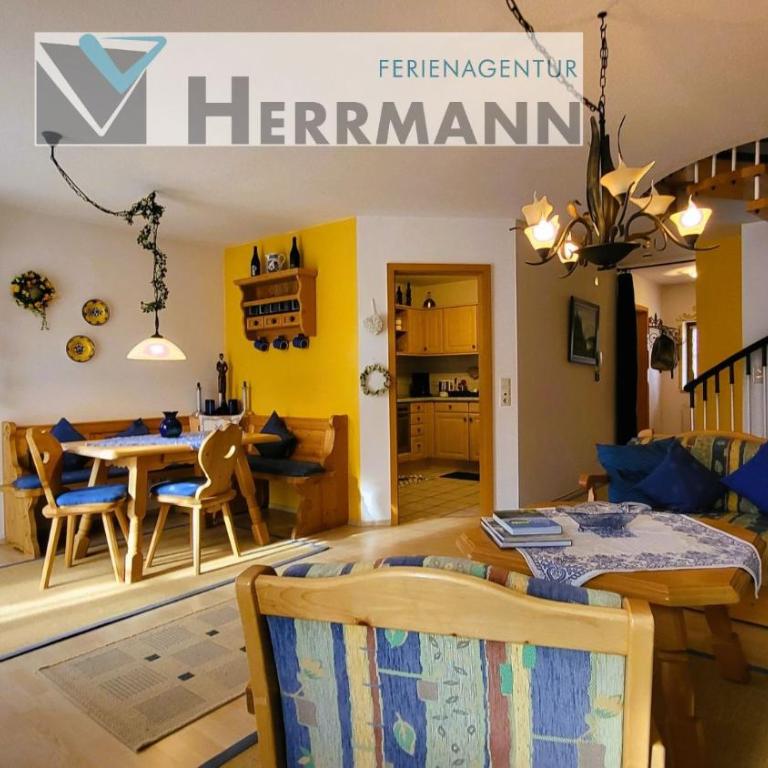 Ferienwohnung Flora - Apartment mit Balkon - 1