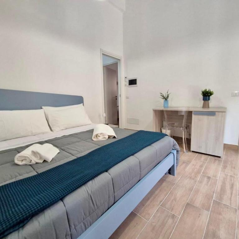 Sicilia Bedda Room's - Large Double Room - 1