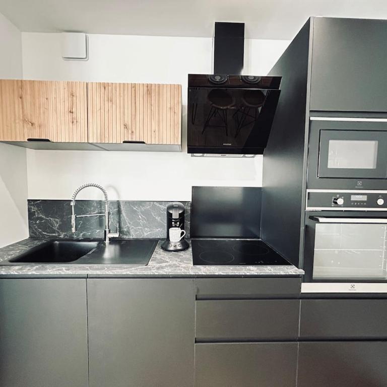 1 lenoir cocon romantique avec jacuzzi au centre - Appartement 1 Chambre - 31