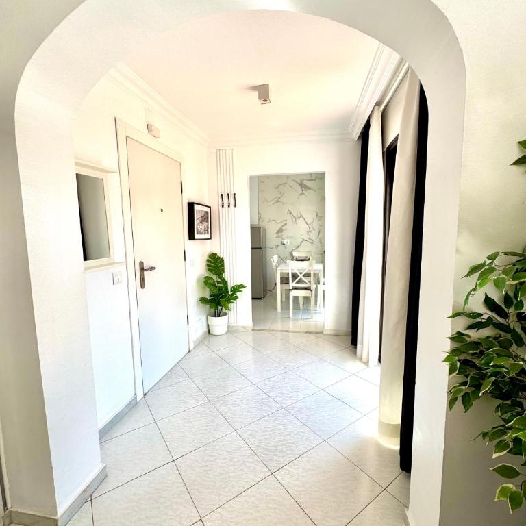 Casa en Nerja con gran terraza, muy luminosa y en tranquila urbanización - Casa de 2 dormitorios - 5