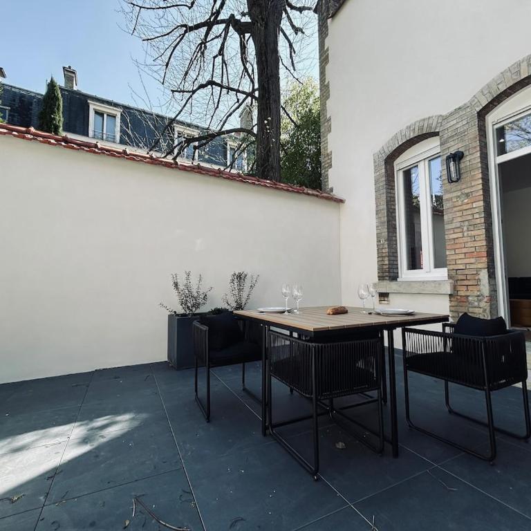 2 Lenoir T2 spacieux avec jacuzzi au centre-ville - Apartment mit 1 Schlafzimmer - 9