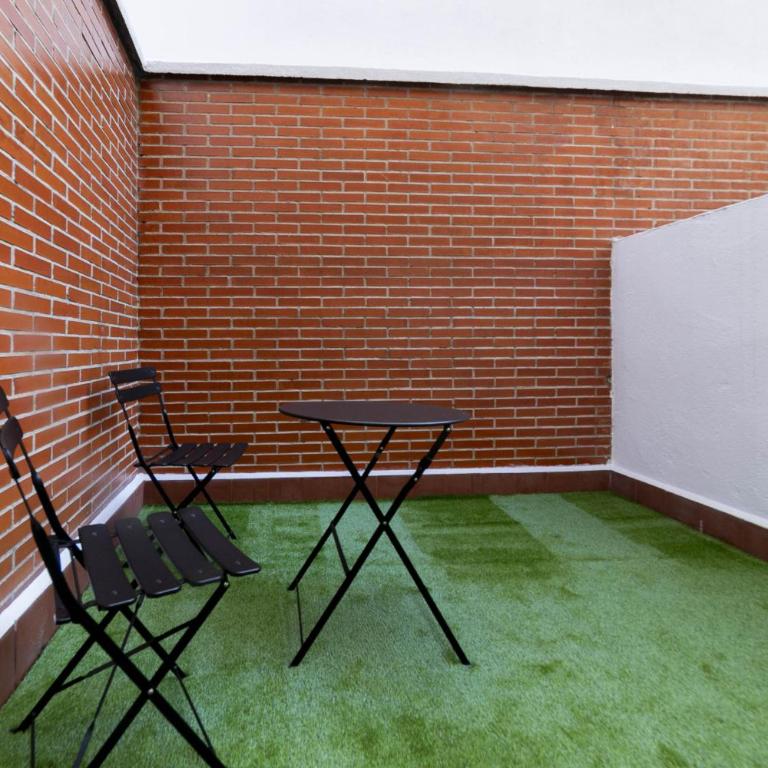 Regency VIII - Ferga Suites - Deluxe King Studio - 11