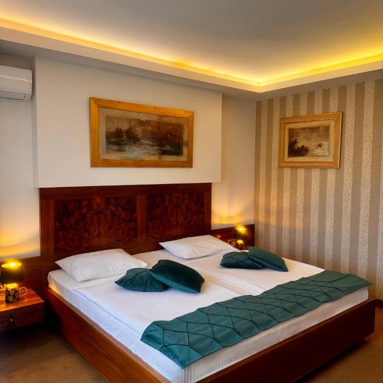 Hotel Exclusive - Jednokrevetna Soba - 2