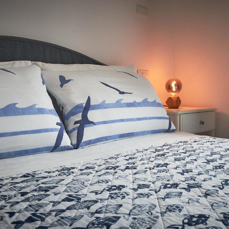 Archway Nine - Two-Bedroom Apartment - 10