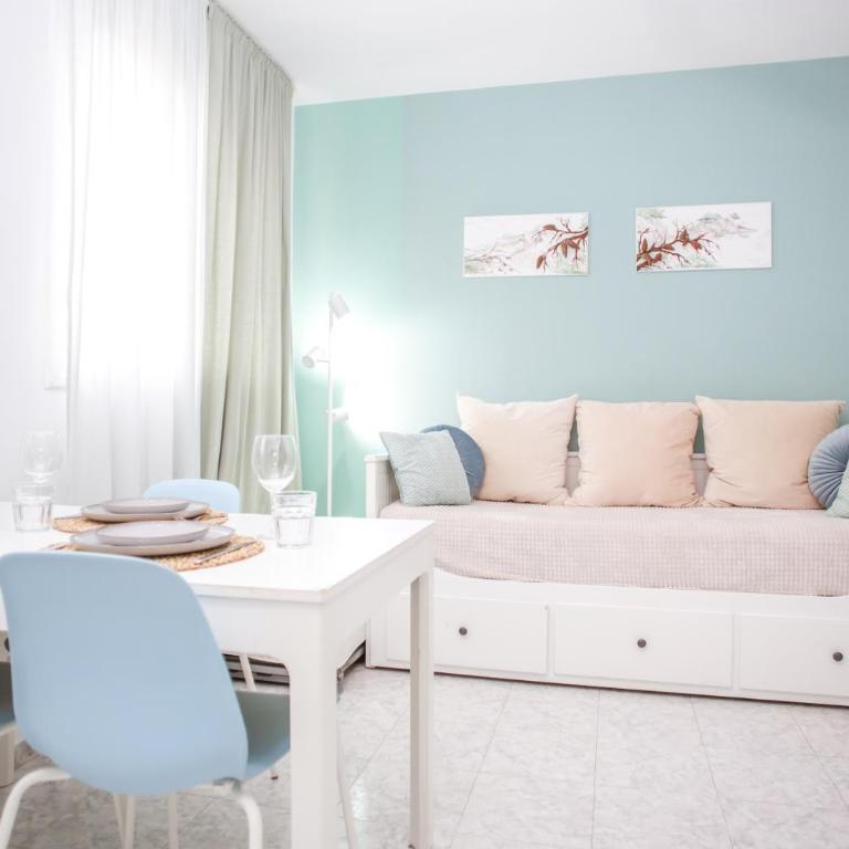 AL01 Estudio 250 m de playa de Fenals, Costa Brava - Apartamento de 1 dormitorio - 1