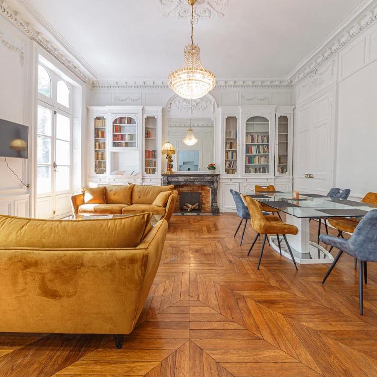 Le Roi René - XIXe siècle - Château - Appartement - 17