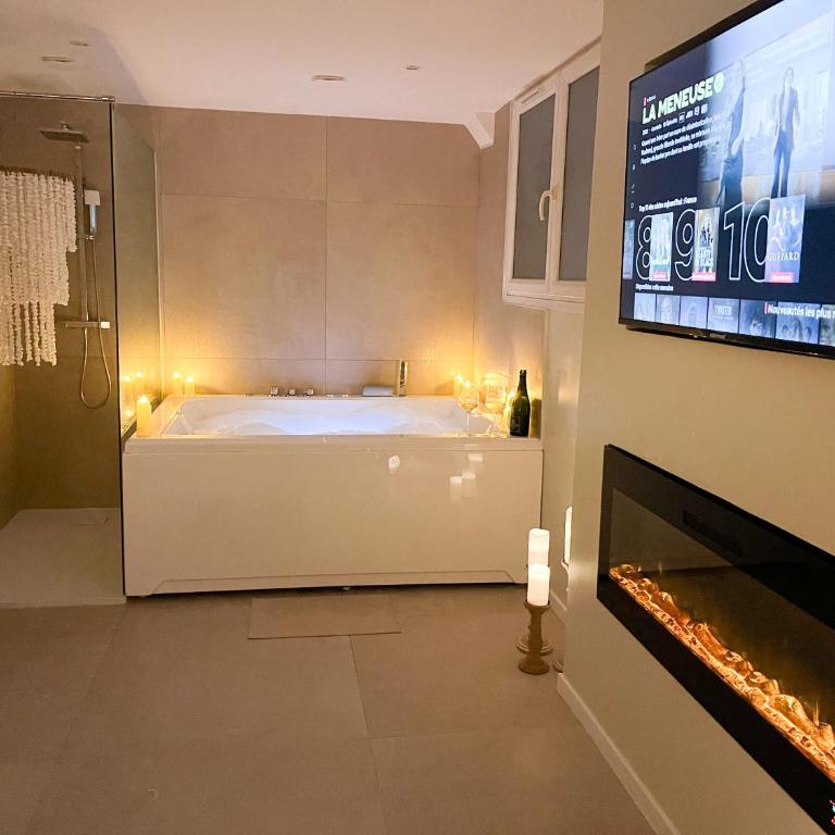 Romantique Room avec bain - Appartamento con 1 Camera da Letto - 14