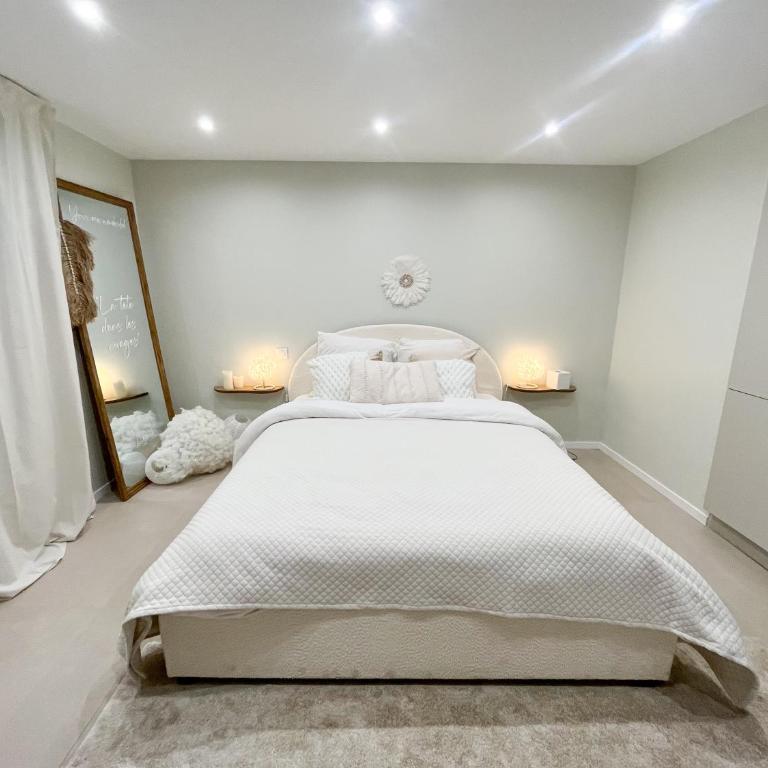 Romantique Room avec bain - Appartamento con 1 Camera da Letto - 8