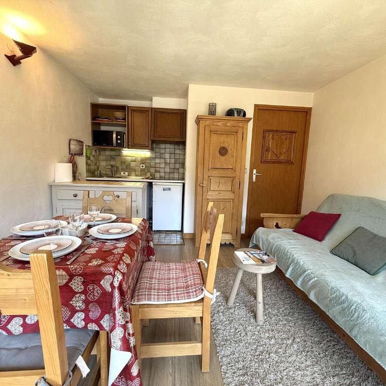 Studio Cabine à Praz-Sur-Arly - 4 pers, Parking, Proche Centre et Pistes - Appartement 1 Chambre - 3