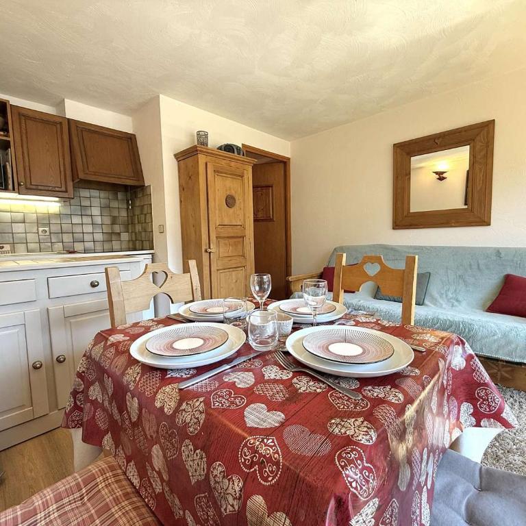Studio Cabine à Praz-Sur-Arly - 4 pers, Parking, Proche Centre et Pistes - Appartement 1 Chambre - 7