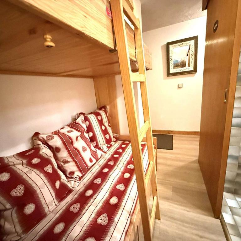 Studio Cabine à Praz-Sur-Arly - 4 pers, Parking, Proche Centre et Pistes - Appartement 1 Chambre - 12