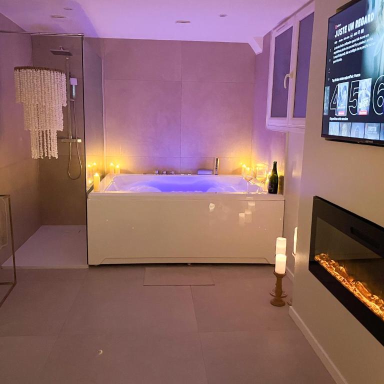 Romantique Room avec bain - Appartamento con 1 Camera da Letto - 1