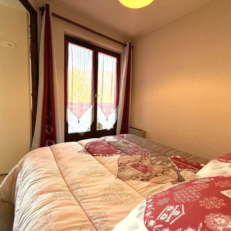 Charmant 2P Cabine à Praz-sur-Arly - Ski, Balcon, Parking, 4 Pers - Appartement 1 Chambre - 11