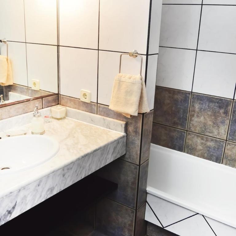 Villa Gabriela - Two-Bedroom Apartment - 27