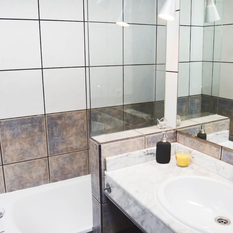 Villa Gabriela - Two-Bedroom Apartment - 32