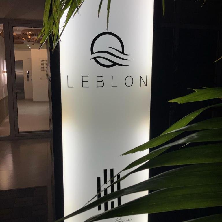 Modern Apartment with Rooftop Pool - Apartamento de 1 dormitorio - 2