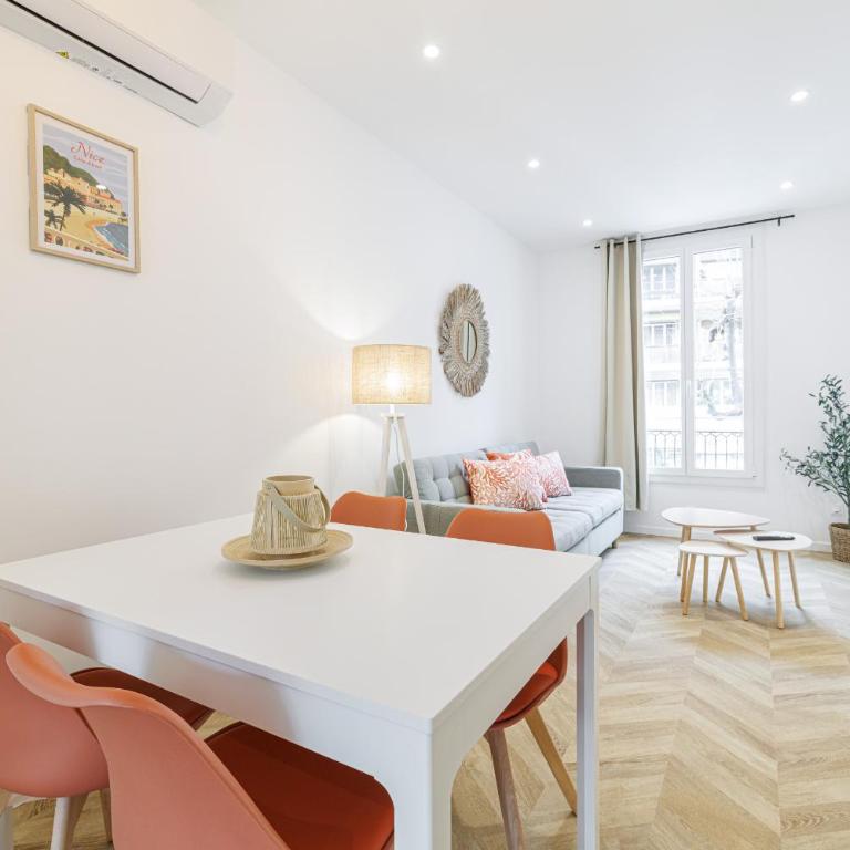 Large & Confort 2 Bdr Renovated - Appartement 2 Chambres - 27